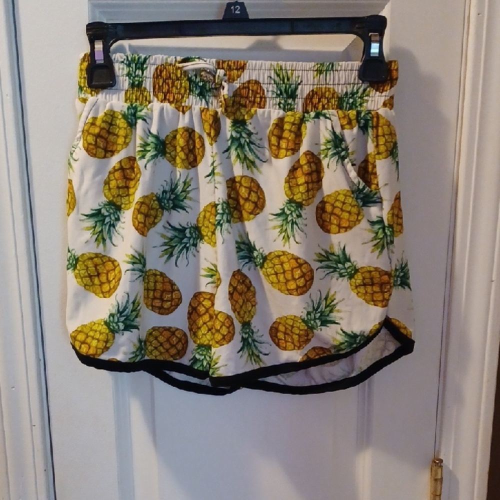Pineapple Print Women's Shorts